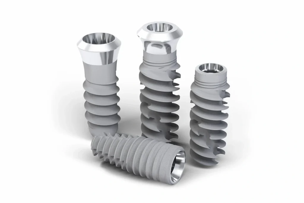 زرعات أسنان سترومان